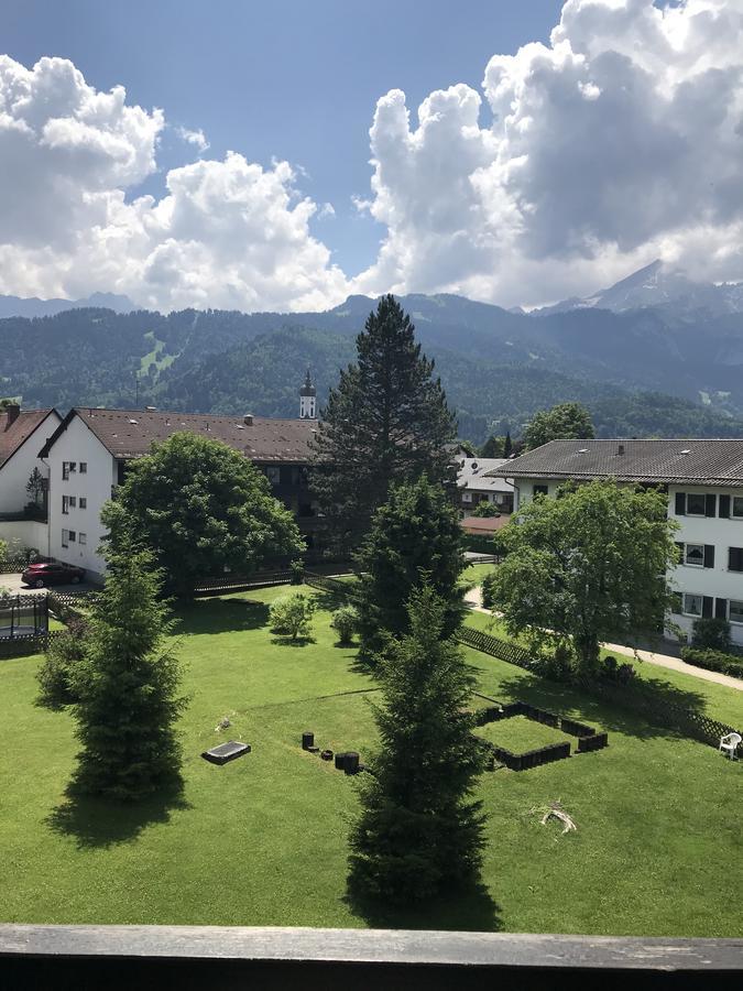 Panoramic Mountain Apartment Garmisch-Partenkirchen Exterior foto